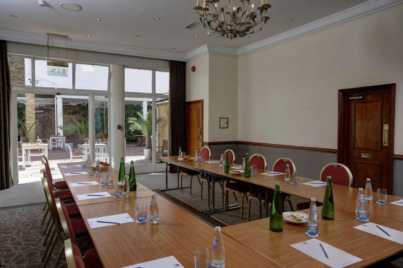 Best Western Ship Hotel Weybridge Buitenkant foto